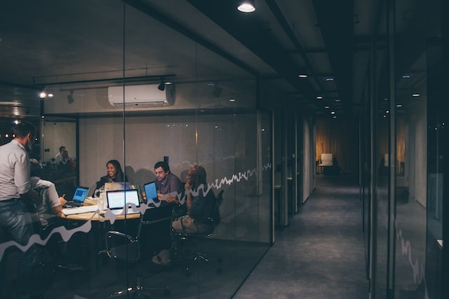Qverse: Pendanaan untuk Bisnis Anda
